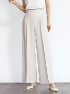 ベージュ　167cm