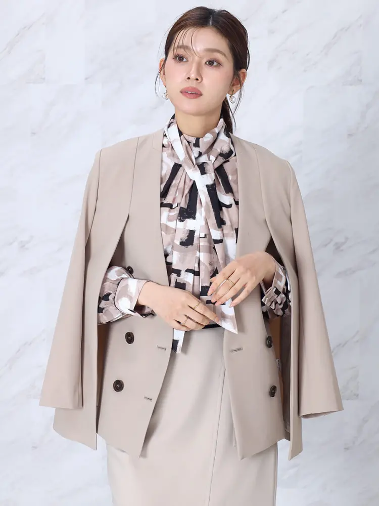 未使用級　ヤマダヤ　フェンネル　ノーカラーコート　ケープコート　2way 38 ダブルフロント2wayノーカラージャケット - FENNEL - FENNEL｜YAMADAYA