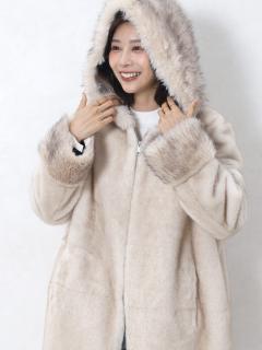 ベージュ　167cm