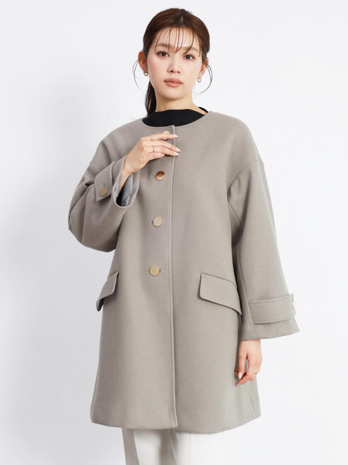 ゴールドボタンノーカラーロングコート - FENNEL - FENNEL｜YAMADAYA STORE