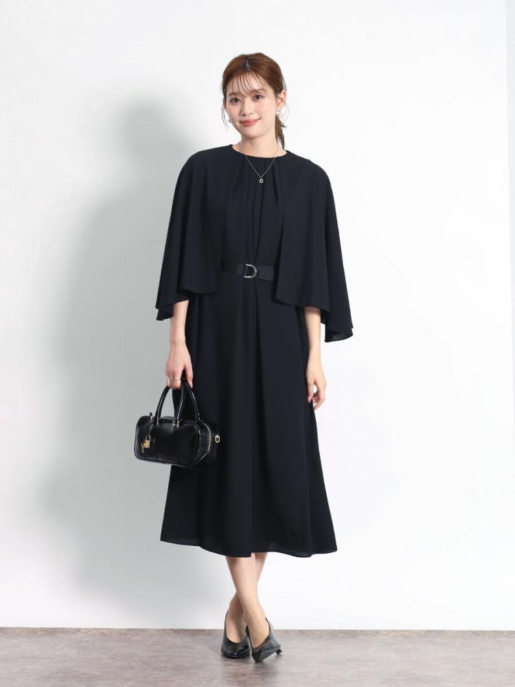 Yonfaヨンファ ケープ黒 美品 0-3_l.JPG