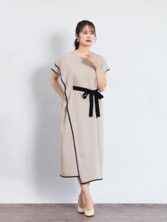 ベージュ　164cm