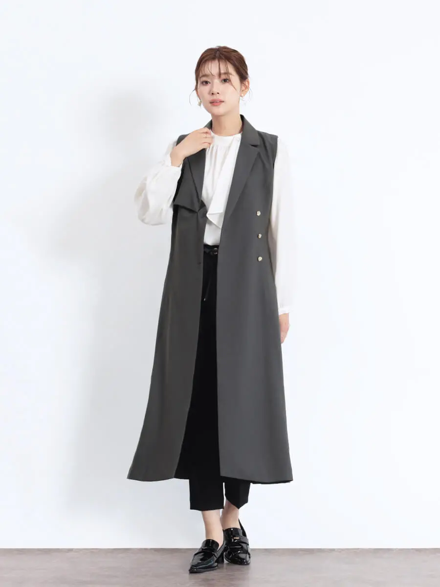 Sotto【新品】ヤマダヤ FENNEL トレンチ風ワンピース ジレ アンティークボタンジレワンピ - FENNEL - FENNEL｜YAMADAYA STORE