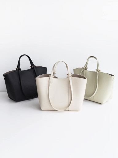 新品　YAMADAYA FENNEL ベージュ レザー ハンドバッグ 新品 YAMADAYA FENNEL ベージュ レザー ハンドバッグ