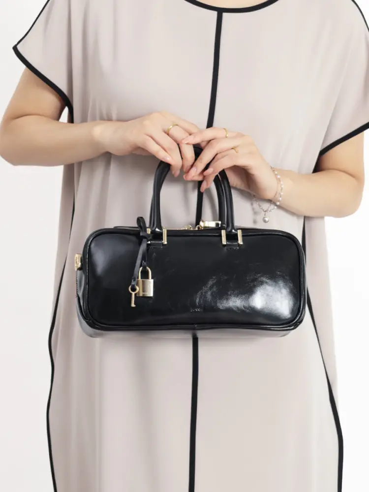 キーチャーム付レザー2wayバッグ - FENNEL - FENNEL｜YAMADAYA STORE