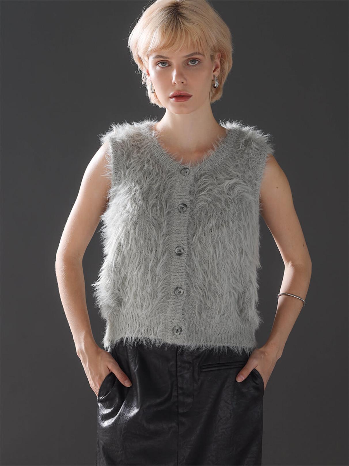 SHAGGY KNIT VEST - :ETHR OF - :ETHR OF｜YAMADAYA STORE