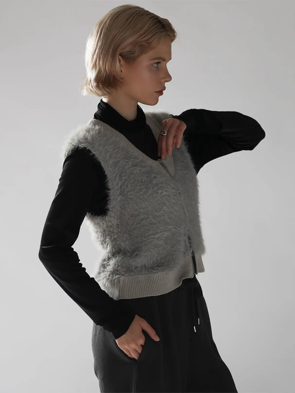 DOUBLE-ZIP SHAGGY KNIT VEST - :ETHR OF - :ETHR OF｜YAMADAYA