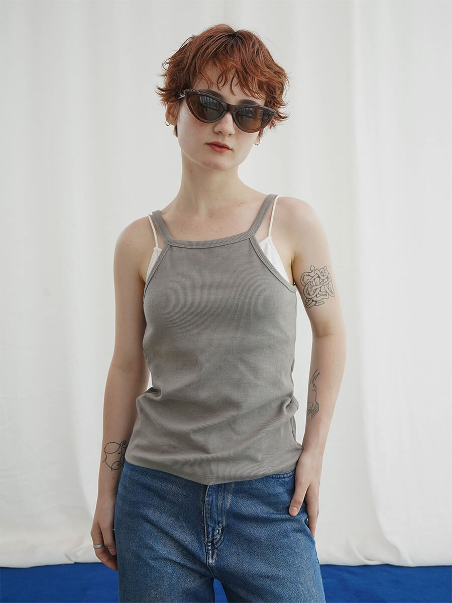 BICLOLOR LAYERED CAMISOLE YAMADAYA STORE BICLOLOR LAYERED CAMISOLE YAMADAYA STORE
