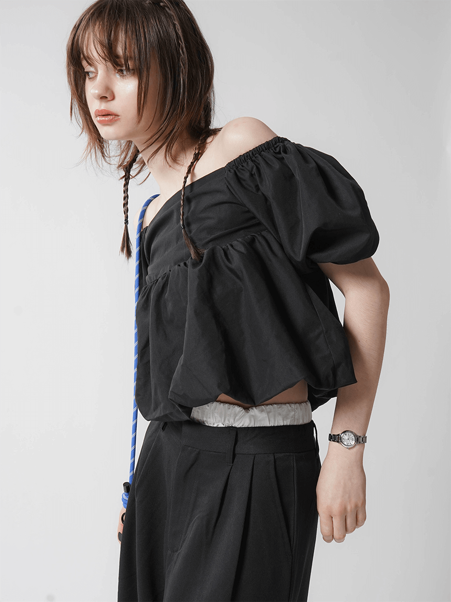 PUFF SLEEVE SHORT BLOUSE YAMADAYA STORE PUFF SLEEVE SHORT BLOUSE YAMADAYA STORE