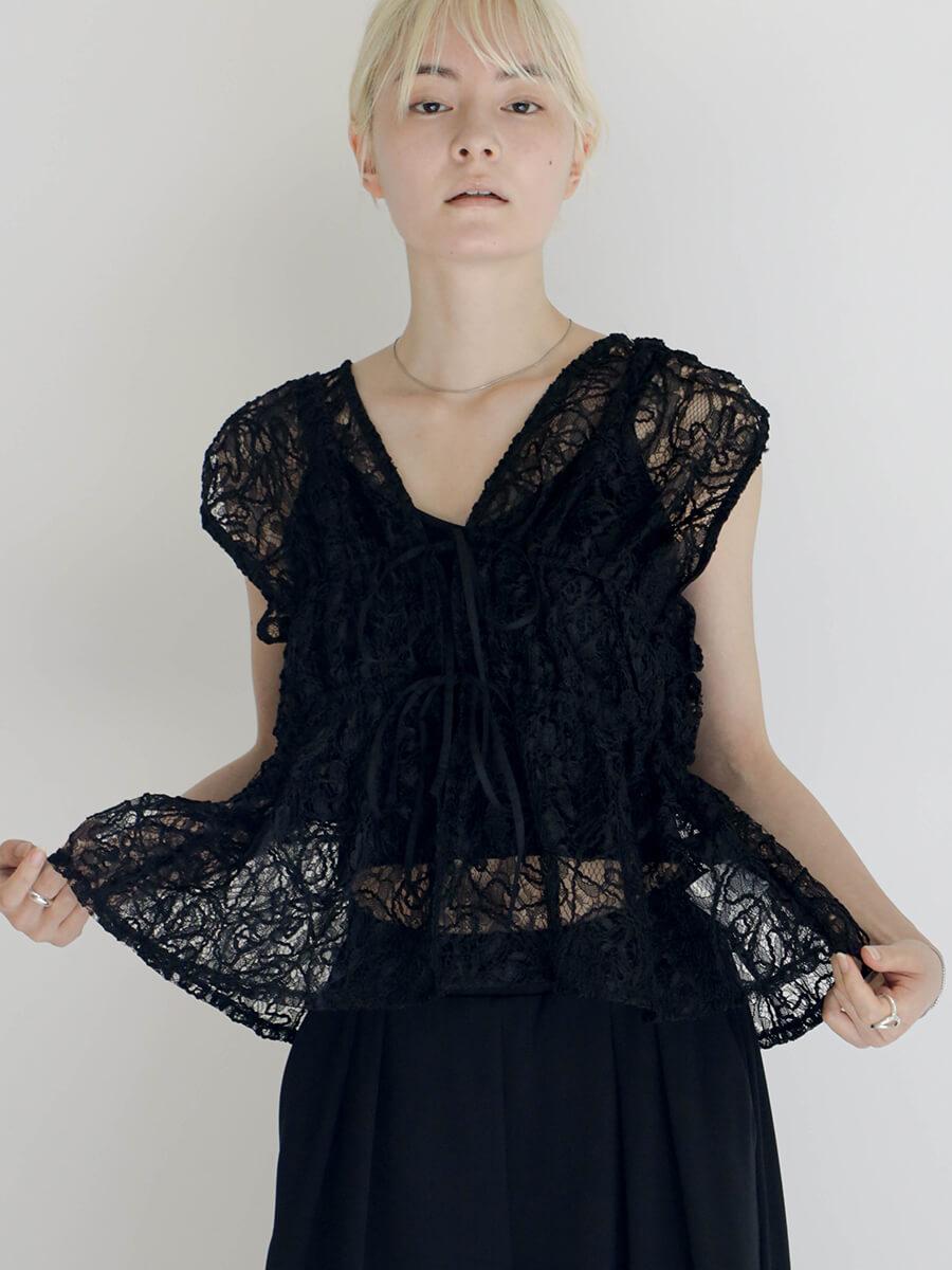LACE TIERED VEST