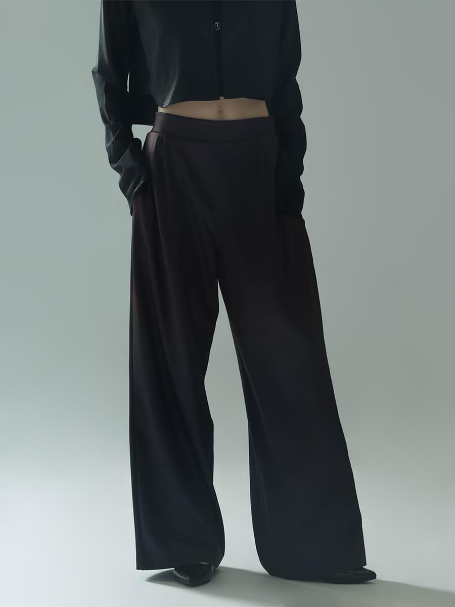 GRADATION TUCK WIDE PANTS