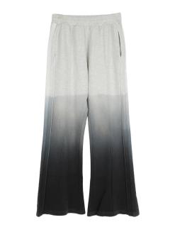 チャコールグレー