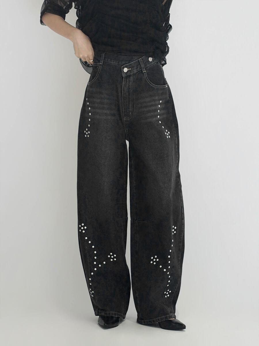 STUDS ASYMMETRICAL CURVED DENIM