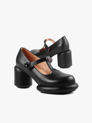 ALL BLACKxパンプス