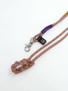 ライトオレンジ