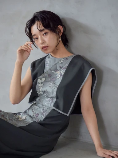 ヤマダヤ福袋2025 新品　petirobe ウエストマークレイヤードドレス フラワー刺繍チュールレイヤードドレス - Rire Fete - petirobe