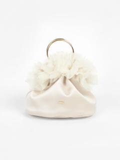 ライトベージュ