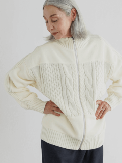 オフホワイト　160㎝