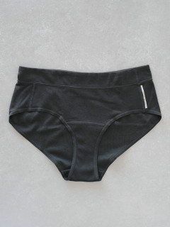 チャコールグレー