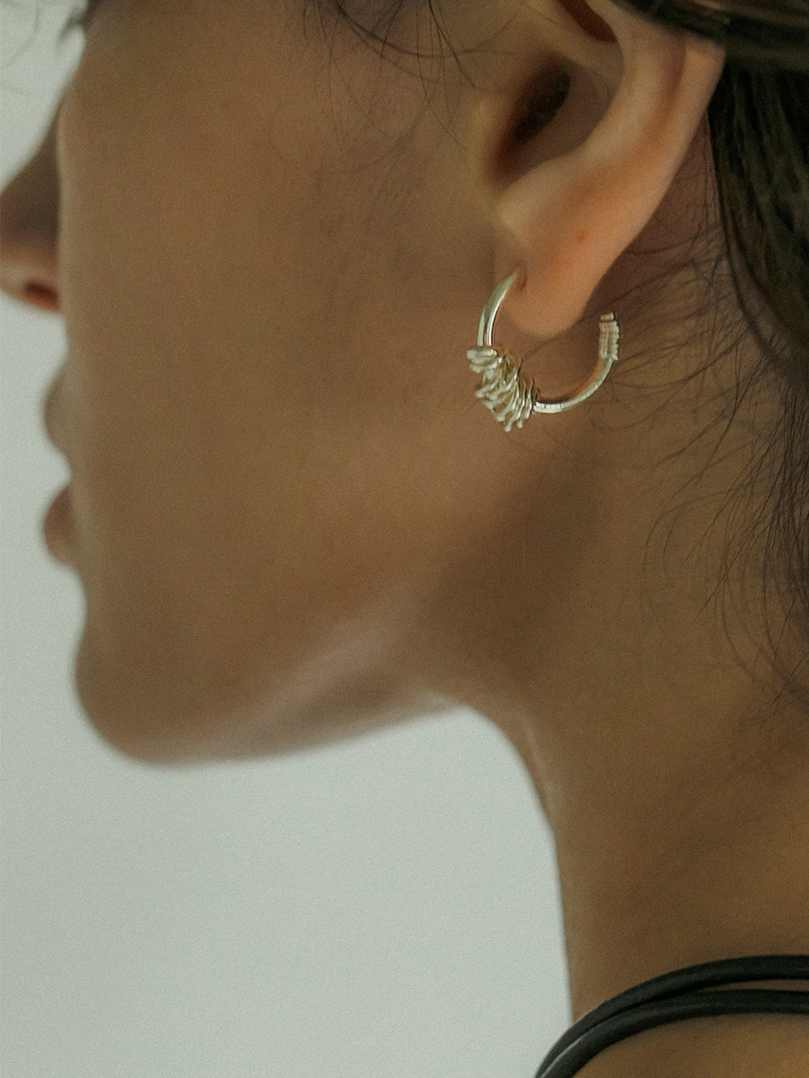 LAPUIS Double coil hoop pierced YAMADAYA STORE LAPUIS Double coil hoop pierced YAMADAYA STORE