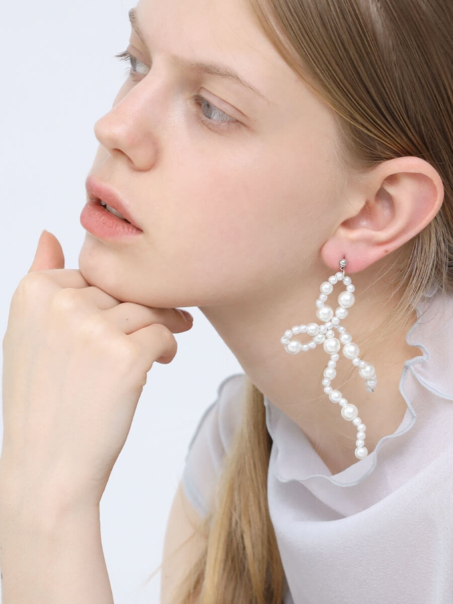アクリルパールリボンピアス YAMADAYA STORE アクリルパールリボンピアス YAMADAYA STORE