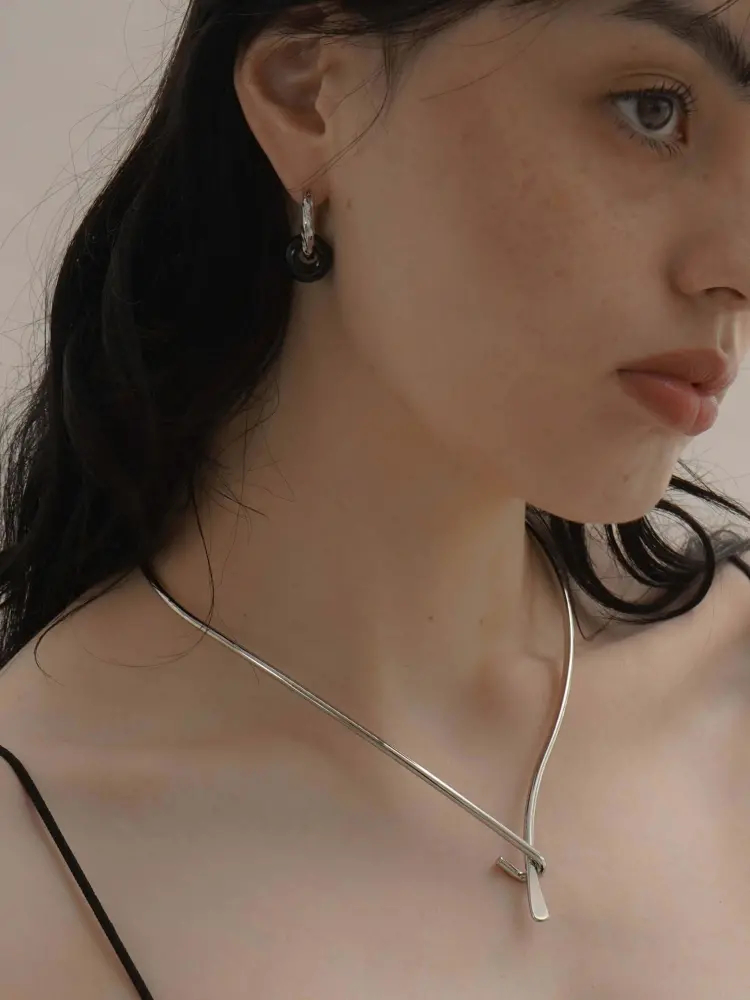 Y字フックメタルチョーカー - UNBEIGE - UNBEIGE｜YAMADAYA STORE