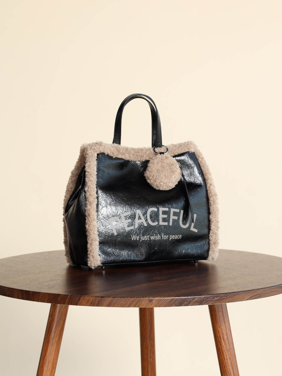 PEACEFULボアトートバッグ YAMADAYA STORE PEACEFULボアトートバッグ YAMADAYA STORE