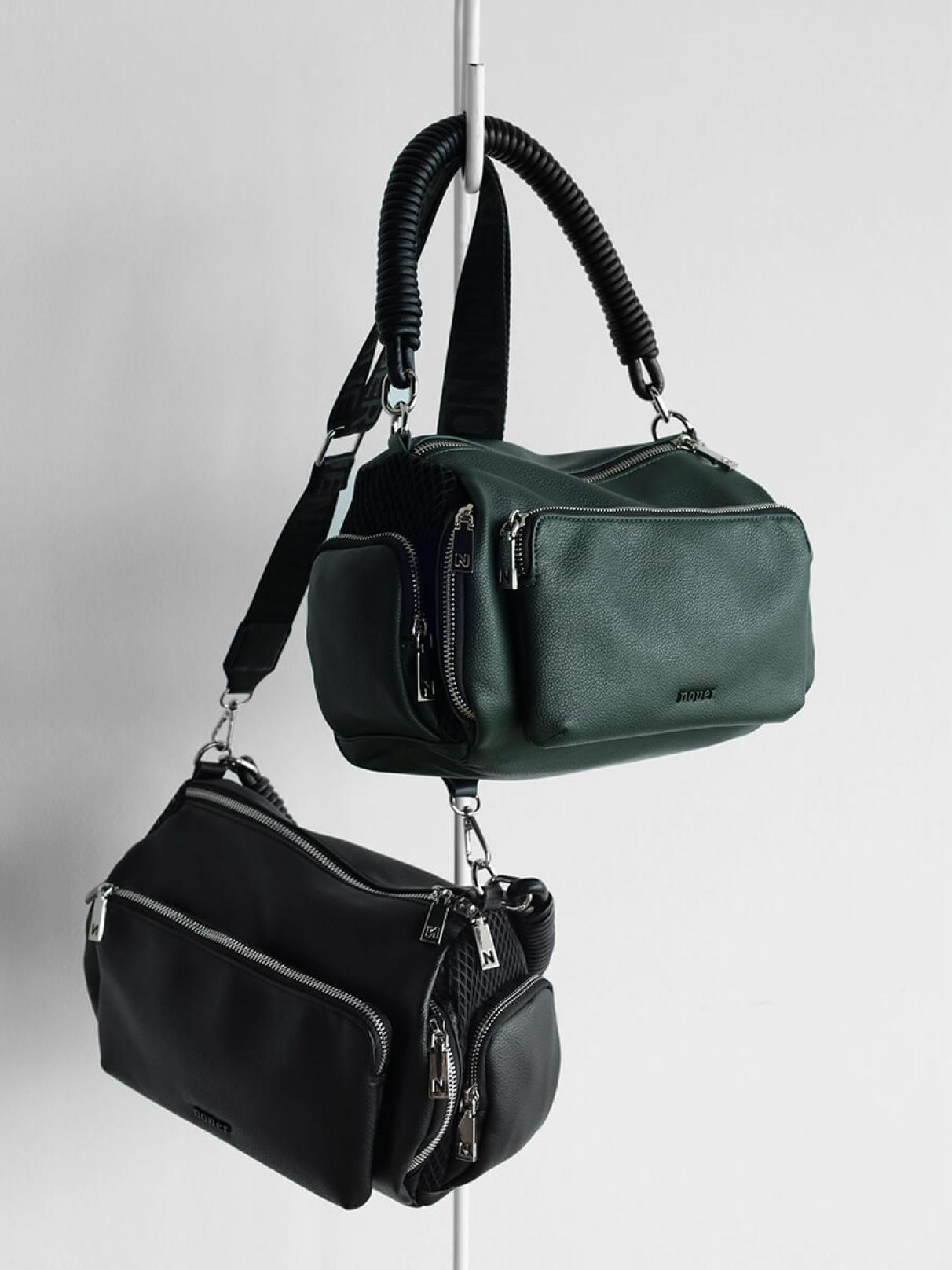 ヌエールnouer レザー2way ショルダーバッグ ブラックYAMADAYA ヌエールnouer レザー2way ショルダーバッグ ブラック A4