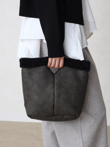 nouerxショルダーバッグ