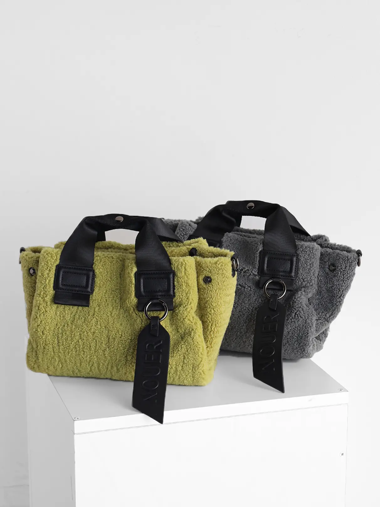 H13)) 新品★YAMADAYA nouer ボディバッグ H13) 新品☆YAMADAYA nouer ボディバッグ