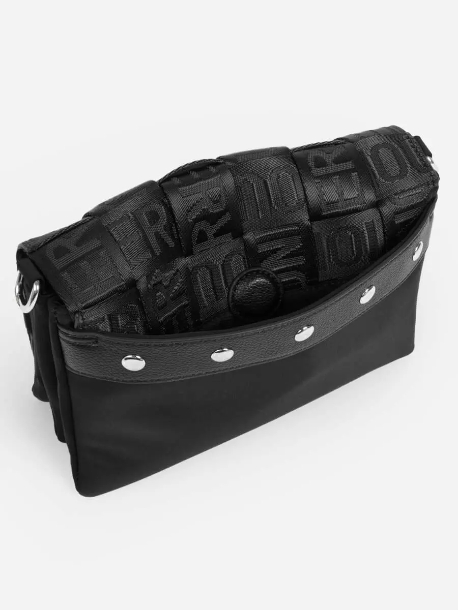 H13)) 新品☆YAMADAYA nouer ボディバッグ H13)) 新品☆YAMADAYA nouer