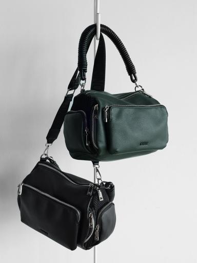 nouerxショルダーバッグ