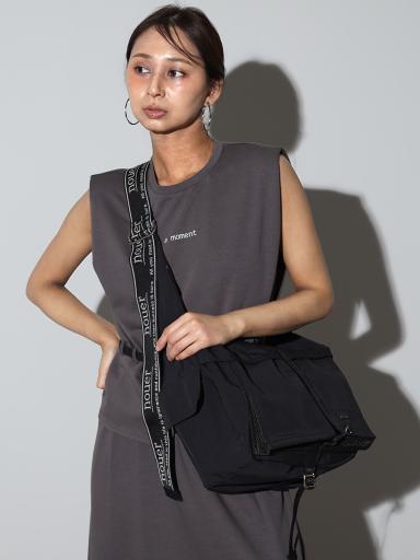 nouerxショルダーバッグ