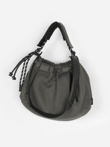 nouerxショルダーバッグ