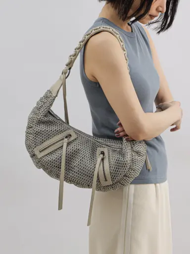 H13)) 新品★YAMADAYA nouer ボディバッグ nouerのボディバッグの商品一覧｜ファッション通販のYAMADAYA STORE