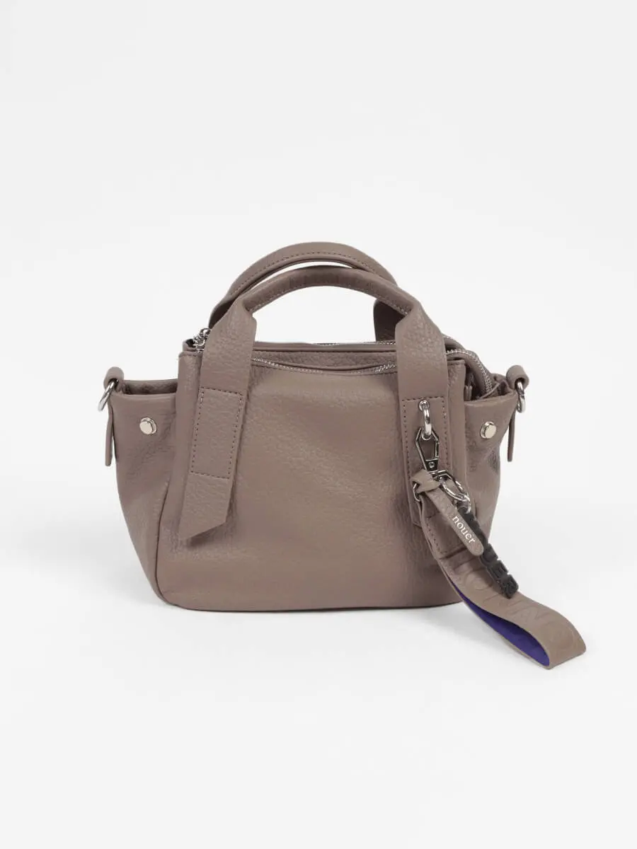 はぬー チャーム付きフェイクレザー2wayバッグ（greige,black,blue) - nouer