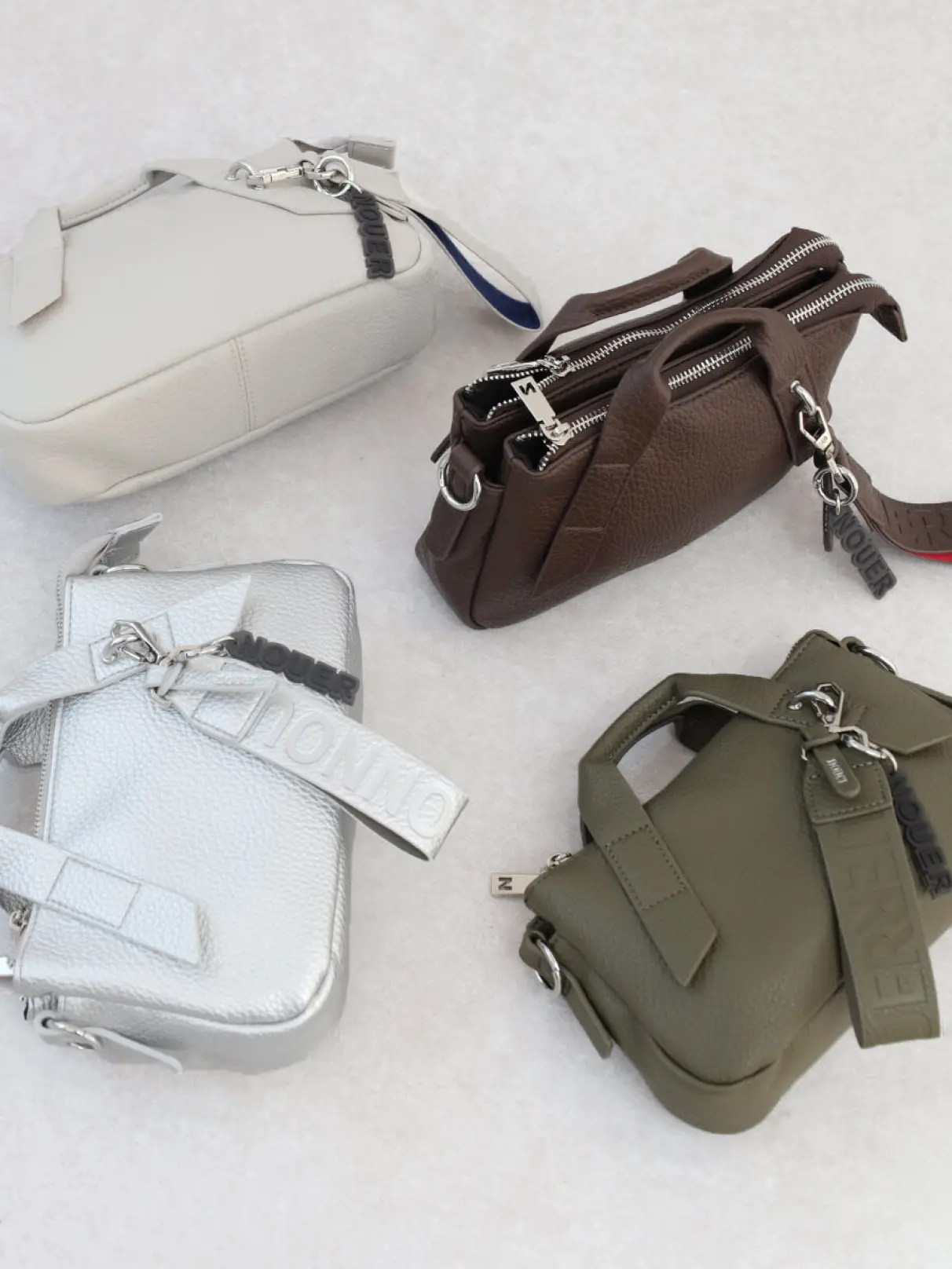 チャーム付きミニ2wayフェイクレザーバッグ(silver/ight gray/dark