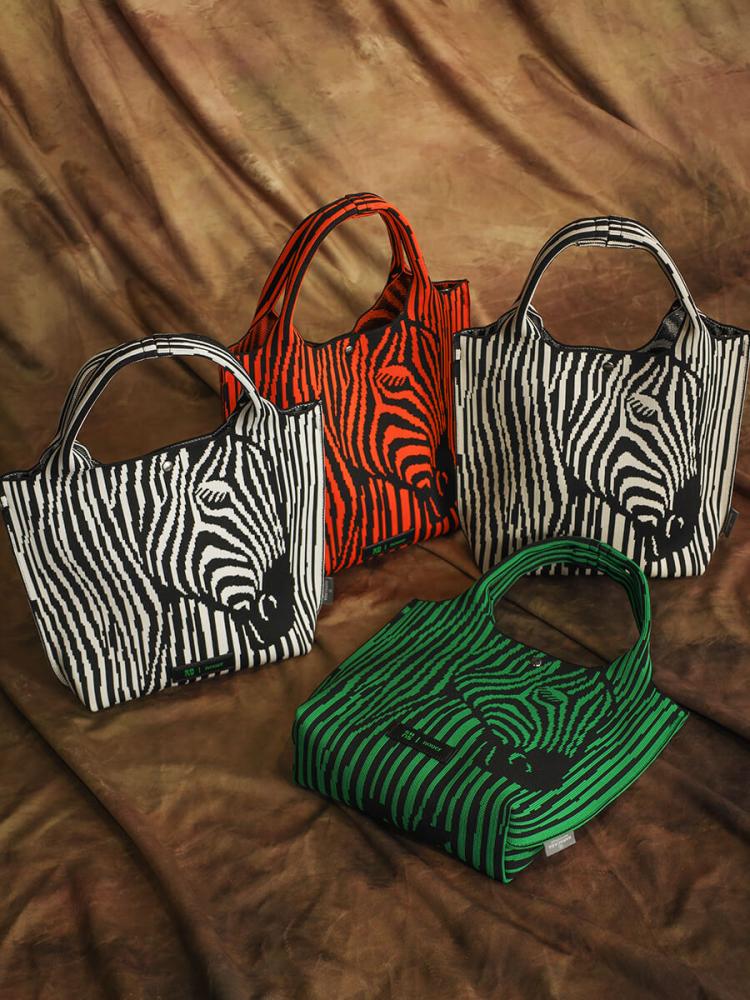Zebra's face&hipジャガードニットトートバッグ - SARACASA×nouer