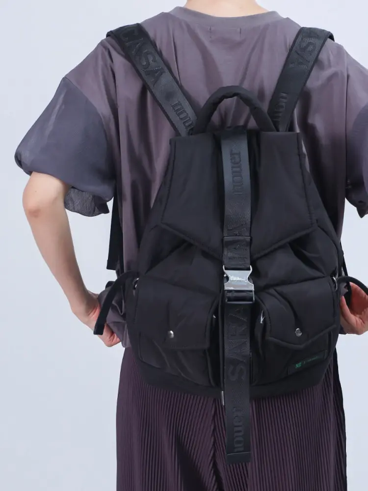 ブラックナイロンバックパック - SARACASA×nouer - nouer｜YAMADAYA STORE