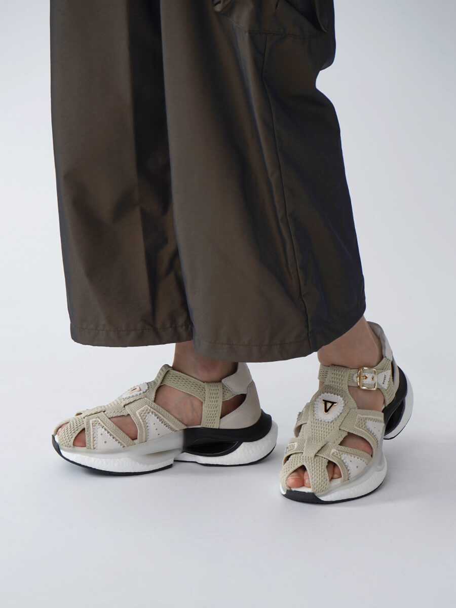 新品未使用◆YAMADAYA nouer◆サンダル（ベージュ） 新品 nouer ベージュ ストラップサンダル ヌエール ヤマダヤ 36