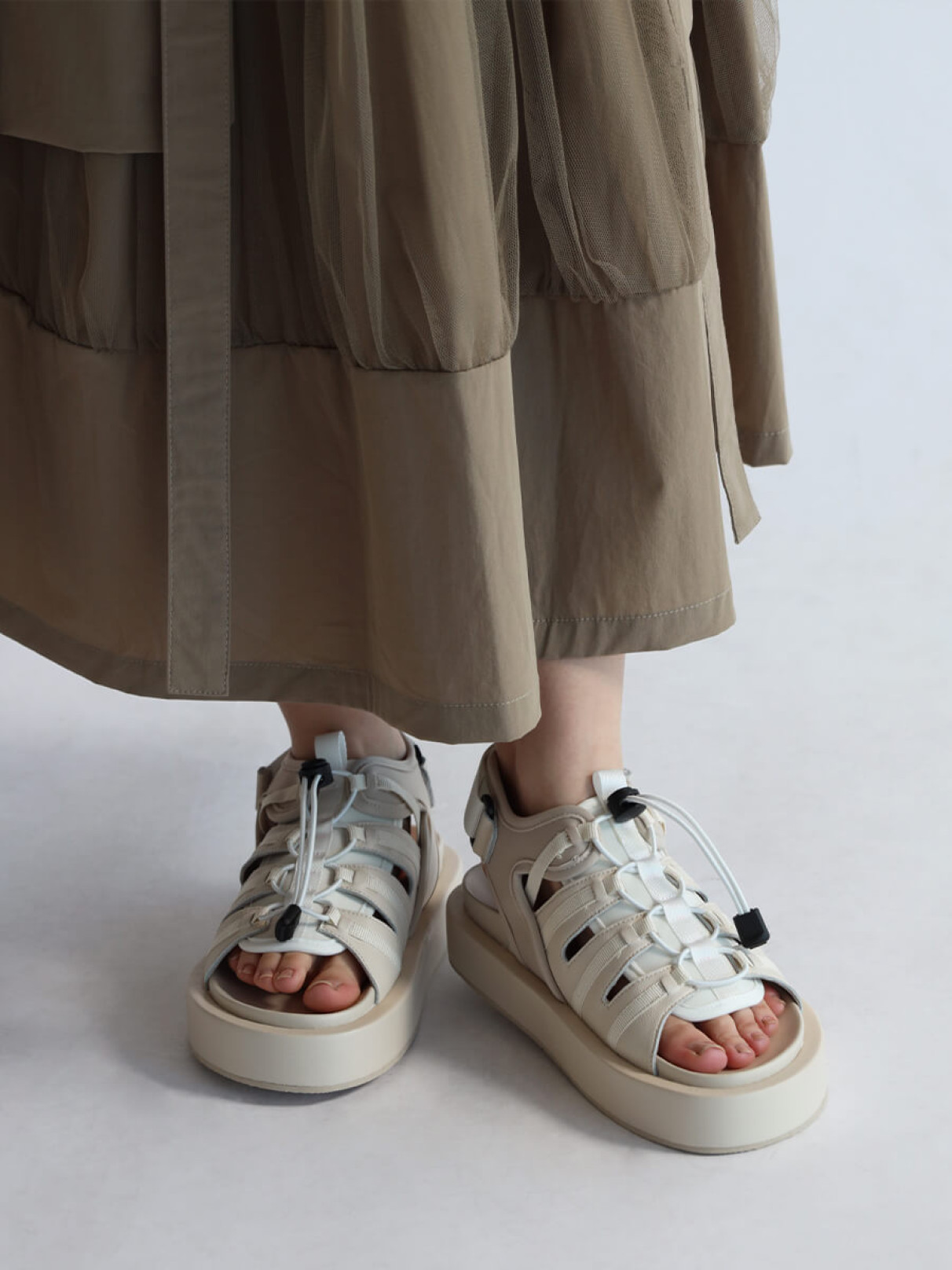 MIE3685 ページYAMADAYA ボリュームソールスポーツサンダル 4_xl.jpg