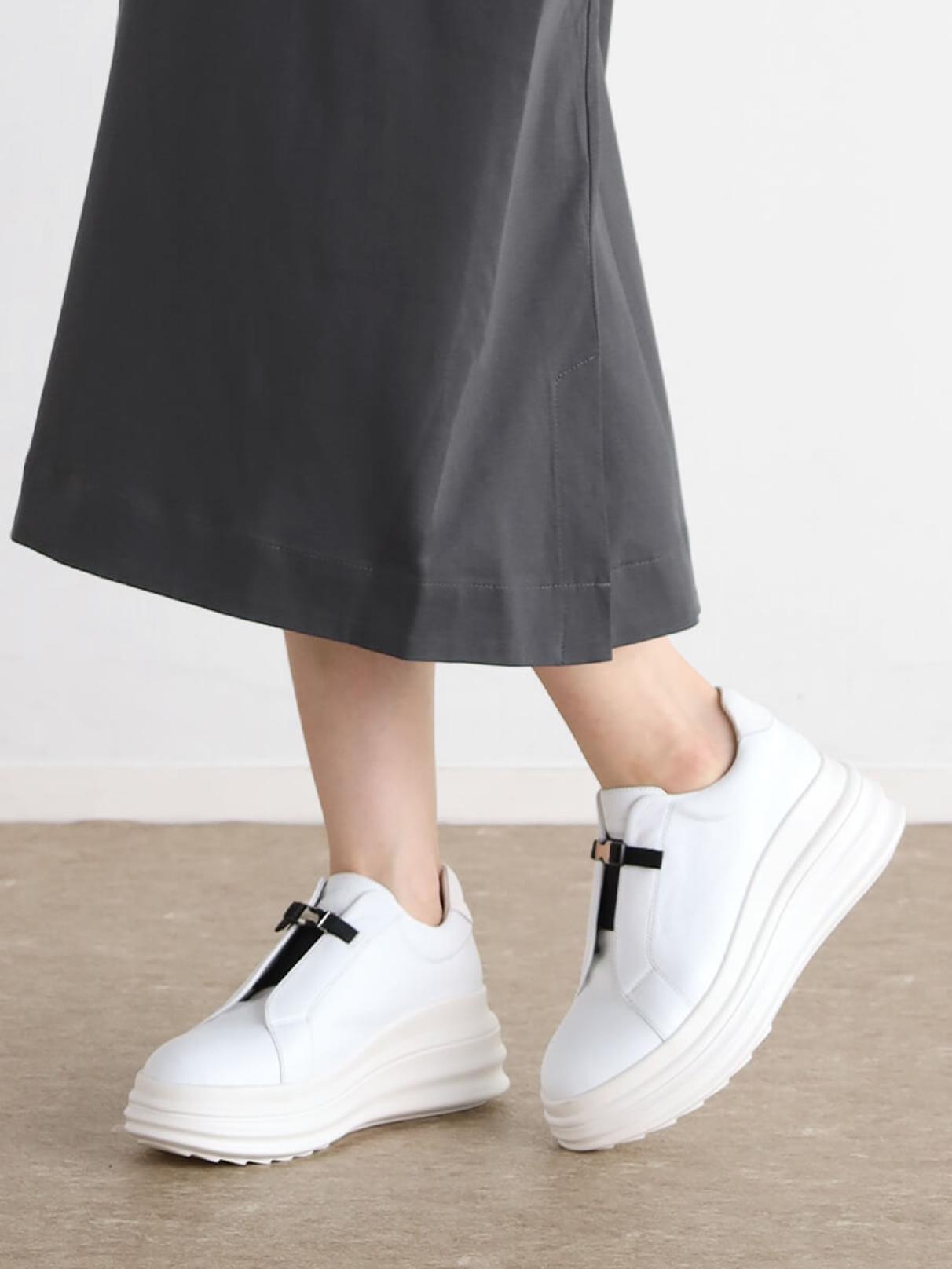 SCOTCLUB トップファスナー ボリュームソール スニーカー nouer 未使用】nouer スコットクラブ センタージップスニーカー 36 白 - メルカリ