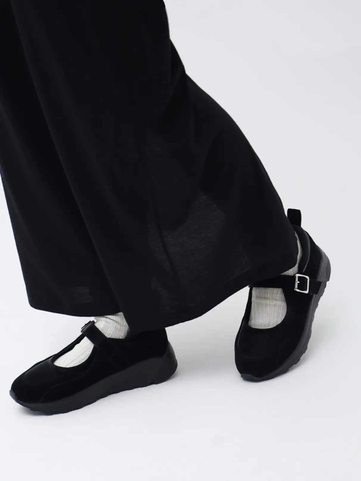 ヤマダヤ　nouer× ALLBLACK モードサンダル nouerのサンダル/ミュールの商品一覧｜ファッション通販の