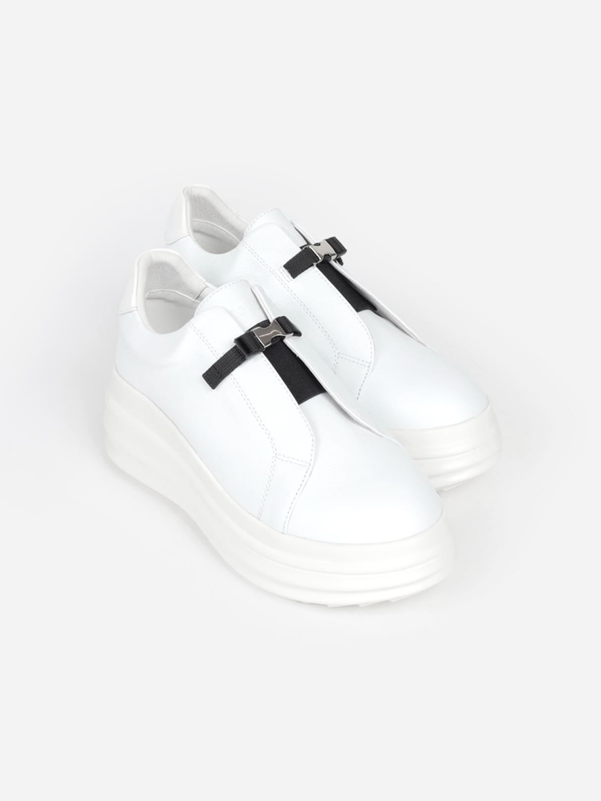 厚底レザースリッポンスニーカー - nouer - nouer｜YAMADAYA STORE