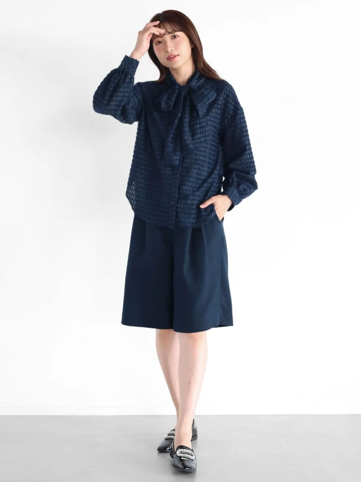 Vin NAVYのトップスの商品一覧｜ファッション通販のYAMADAYA STORE