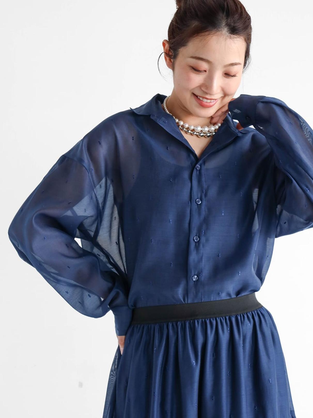 ドット刺繍シアーブラウス - Vin NAVY - Vin｜YAMADAYA STORE