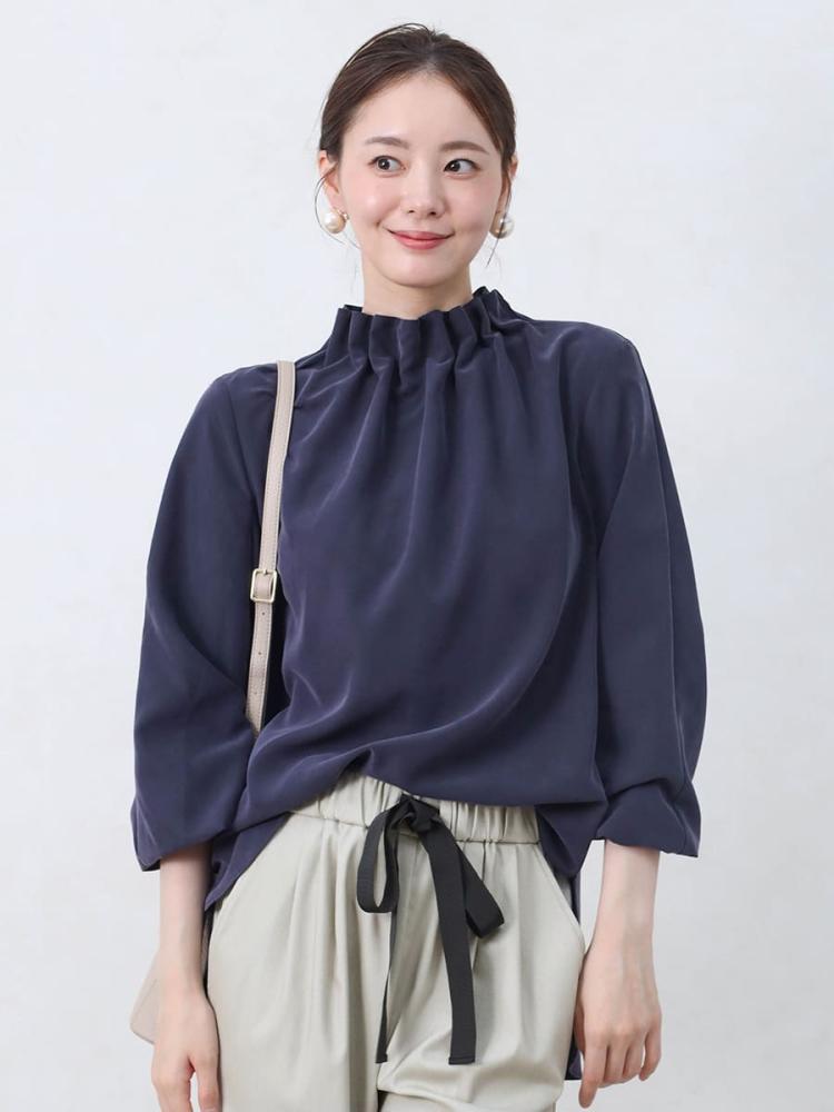 ギャザーハイネックブラウス - Vin NAVY - Vin｜YAMADAYA STORE