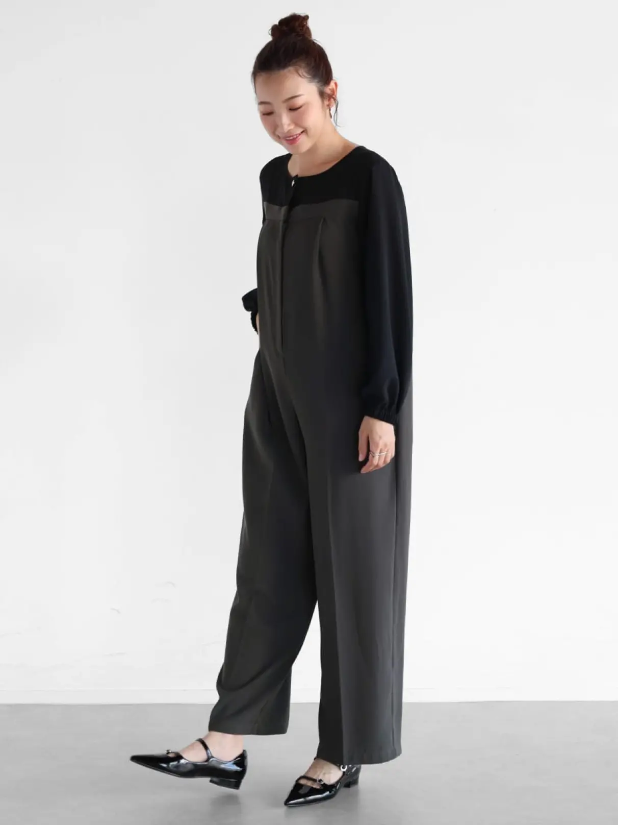 最終価格です！！ヴァン Vin NAVY リボンアクセントネイビーワンピース ヴァン Vin Vin NAVY リボンアクセントネイビーワンピース