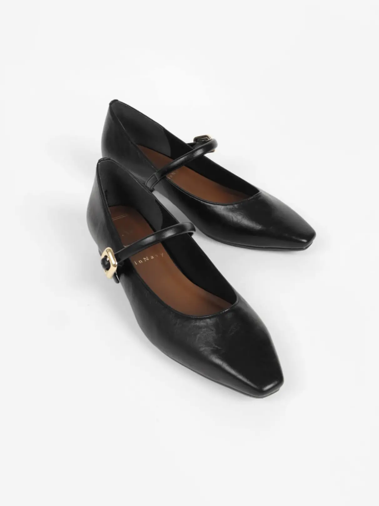 Vin NAVY 2026SS メリージェーンスクエアトゥパンプス ブラック