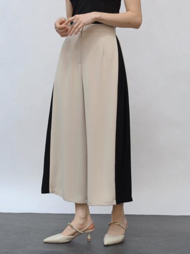 Aga Blackxその他パンツ